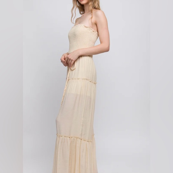 LOVE TREE Woven Solid Beige Sleeveless Smocked Ruffle palazzo Jumpsuit Small - Picture 2 of 16